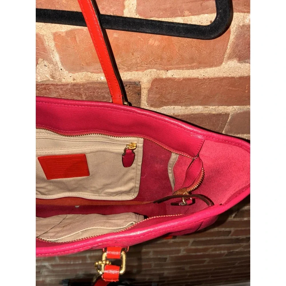 Coach NYC Tote Bag‎ Pink Red Leather Gold Hardware